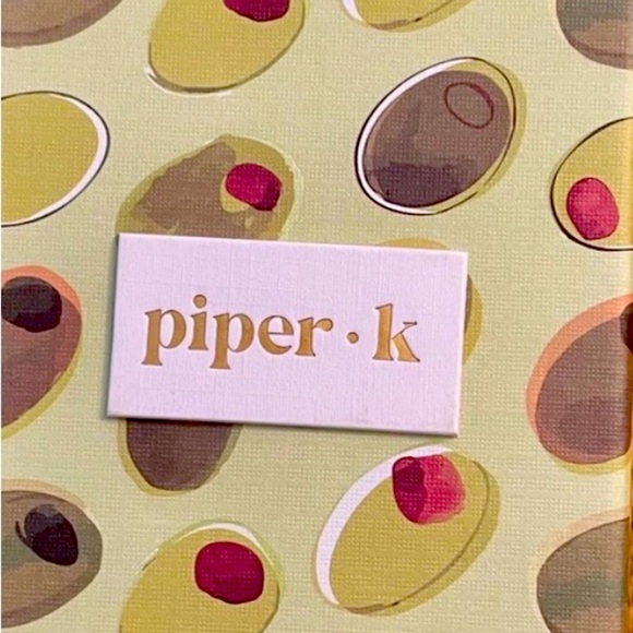 NWT ⚜️🍸🫒⚜️ Piper K Gold and Green Martini Olive Keychain and Bag Charm - Picture 9 of 13